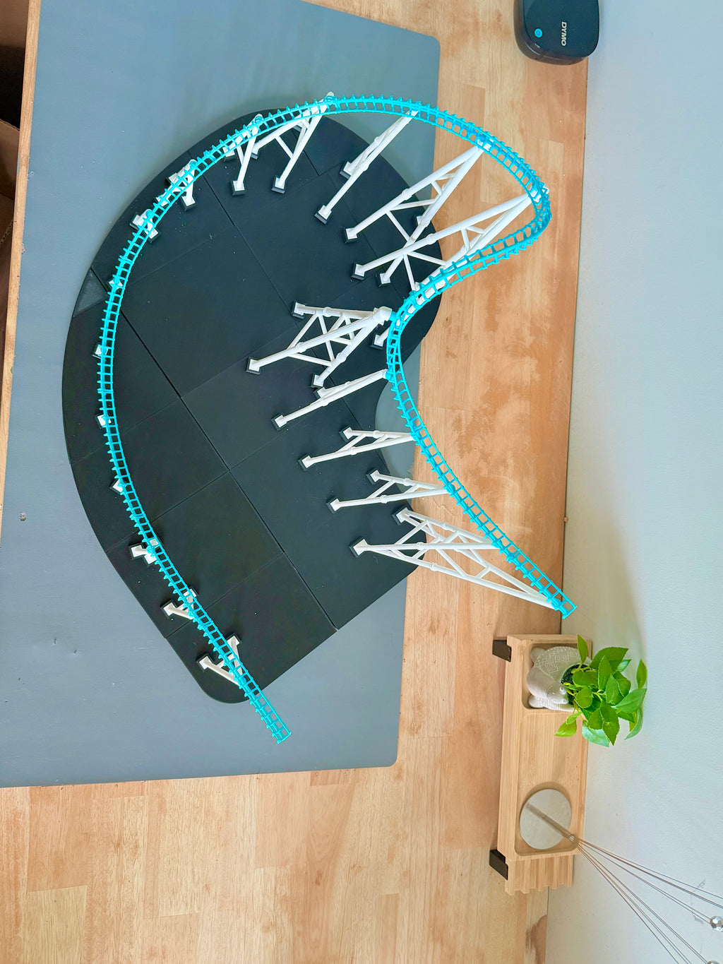 ‘The Drachen’s Tail’ Model Roller Coaster Kit