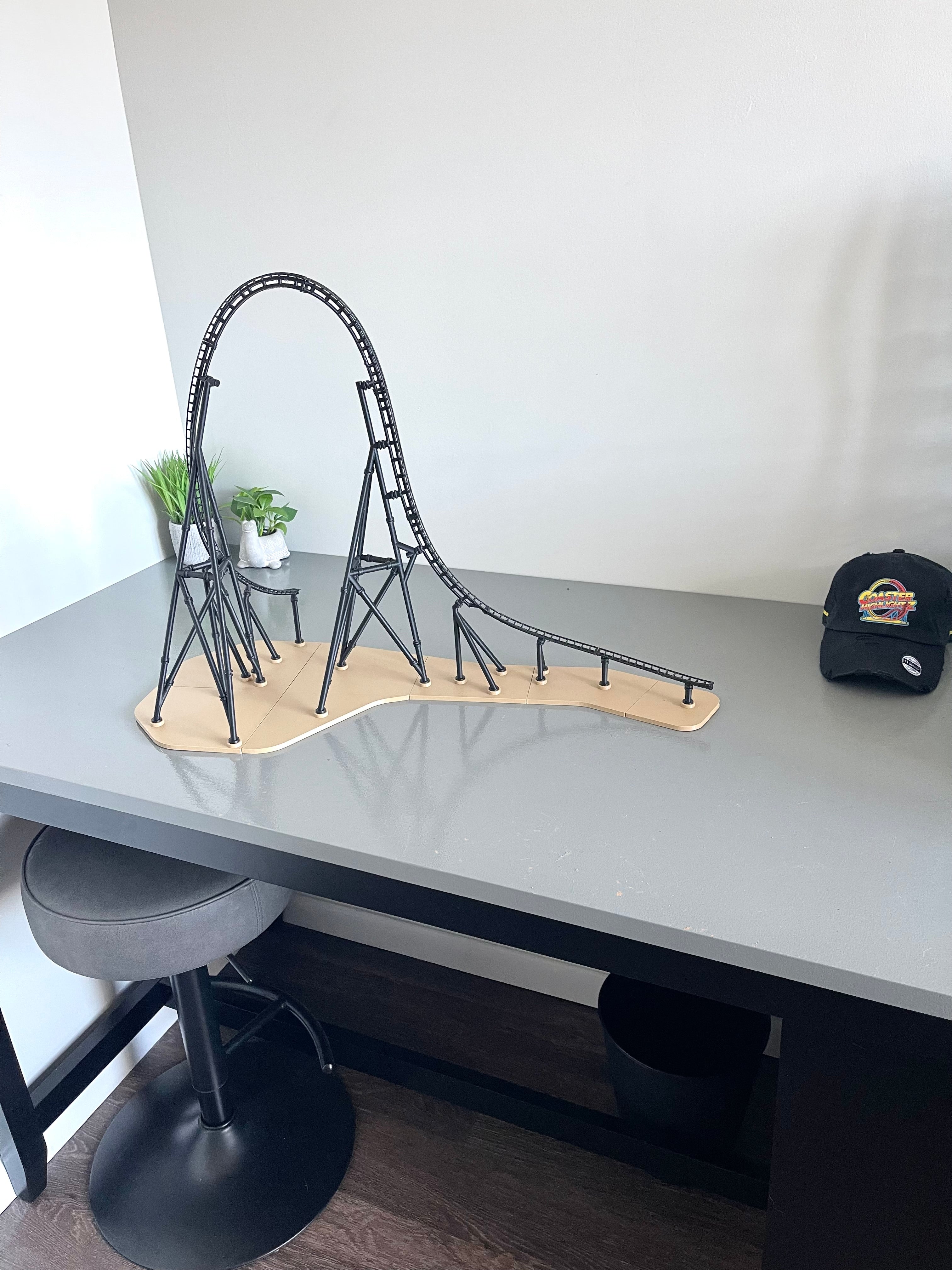 'The Raptor' Top Hat Model Roller Coaster Kit