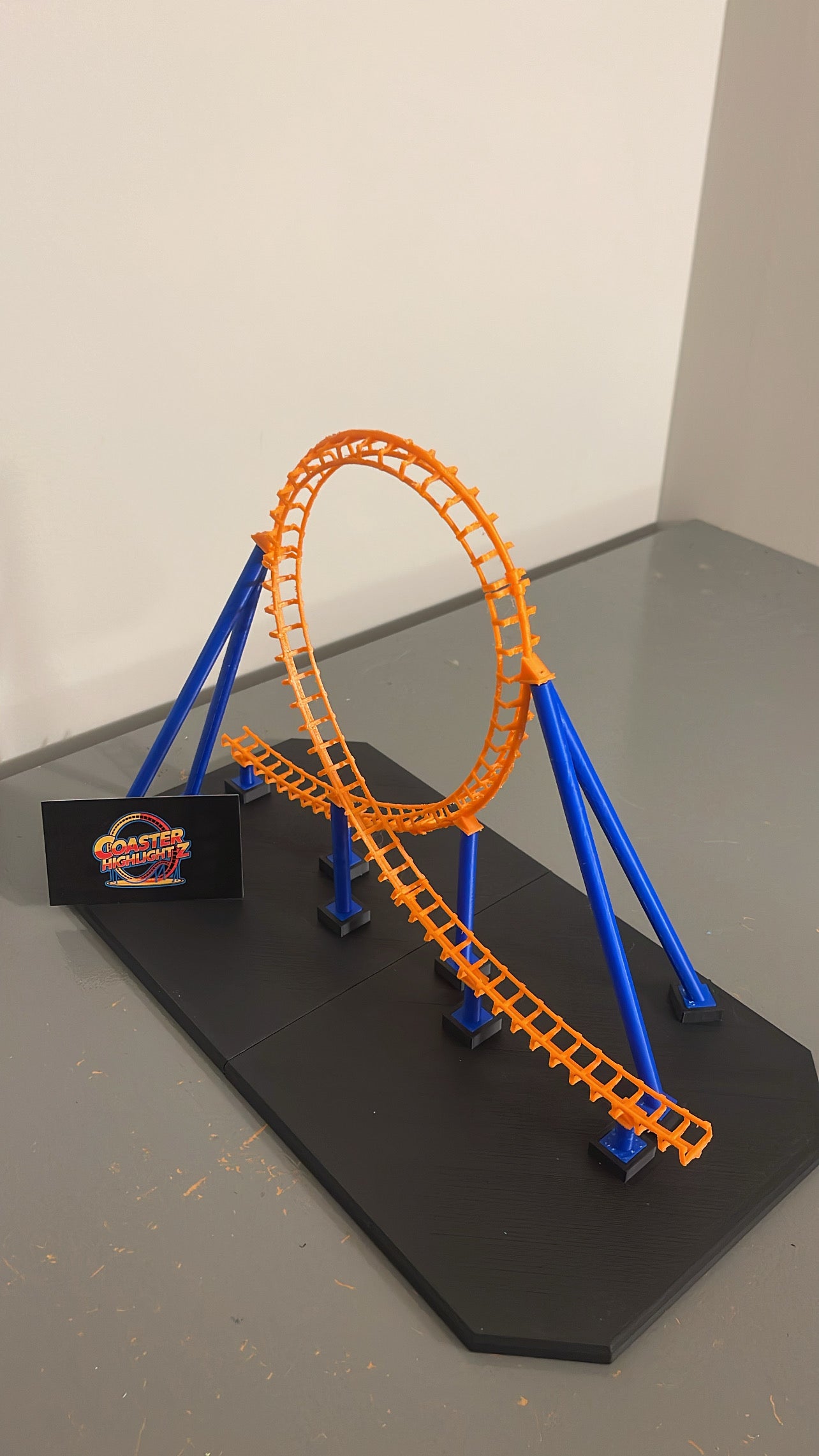 ‘The Piercing Arrow’ Vertical Loop Model Roller Coaster Kit