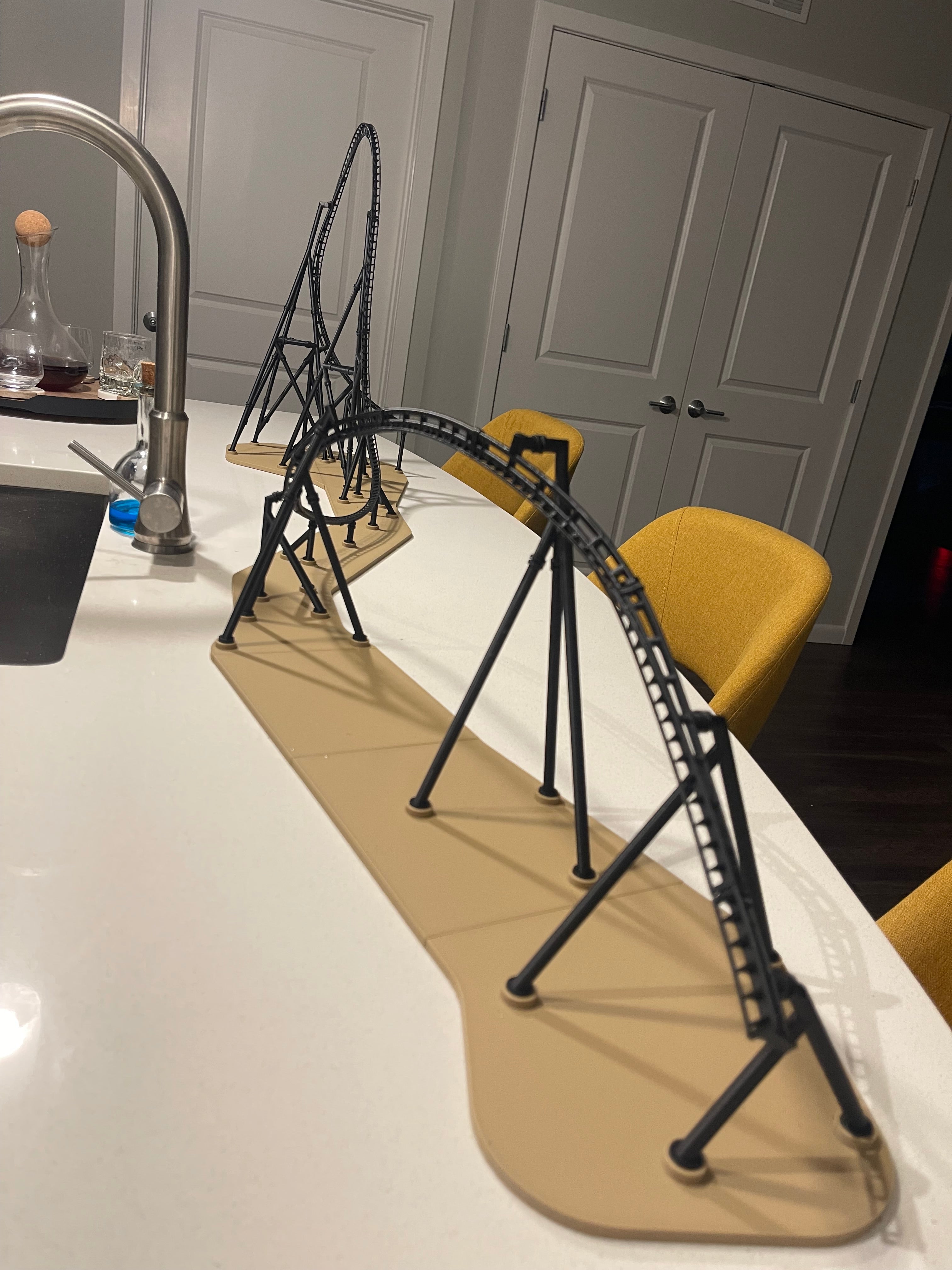'The Raptor Pack' Sequence Model Roller Coaster Kit