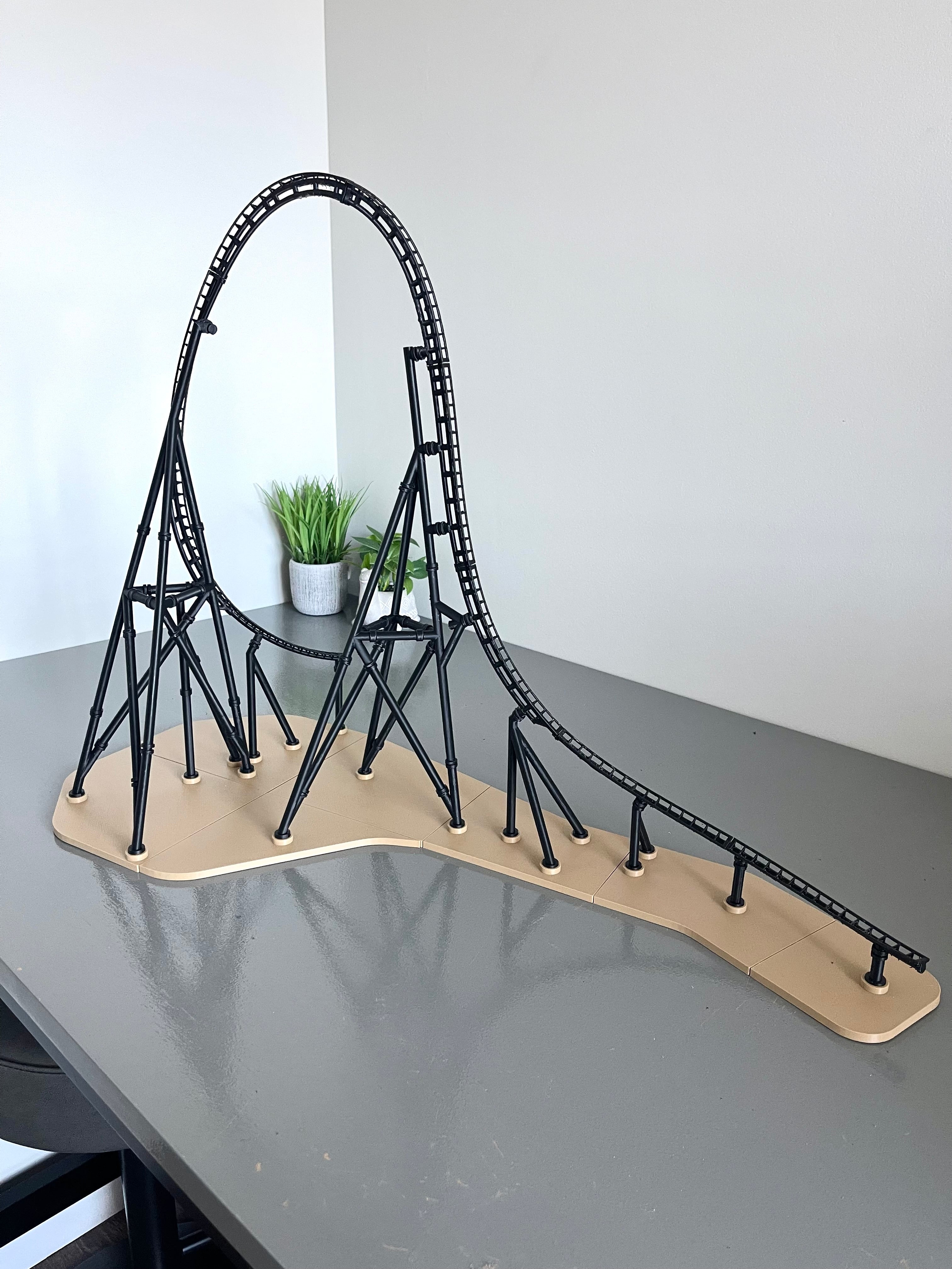 'The Raptor' Top Hat Model Roller Coaster Kit