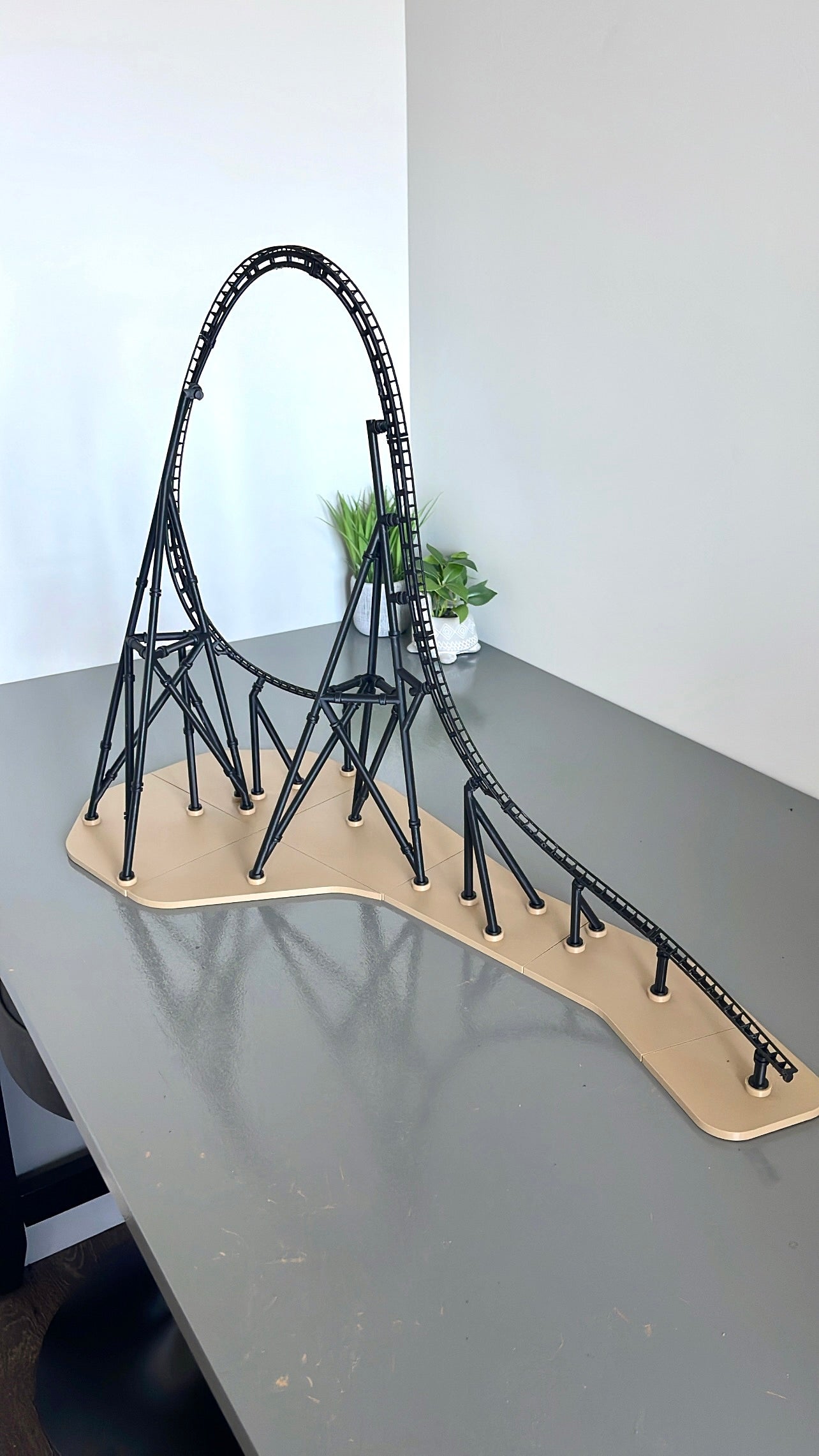 'The Raptor' Top Hat Model Roller Coaster Kit