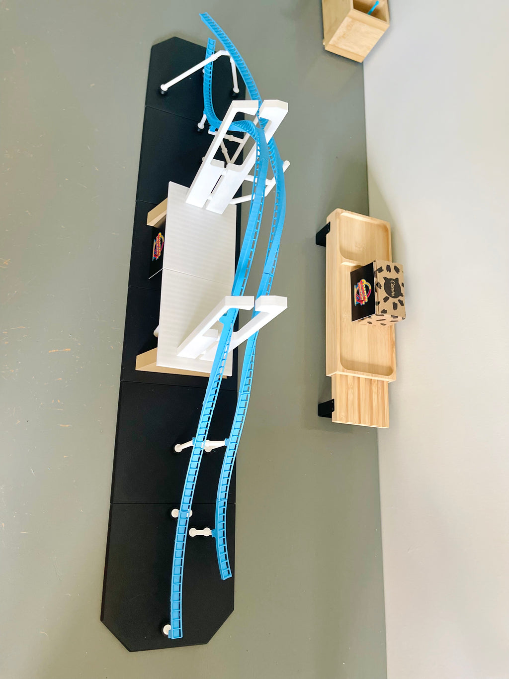 'The Keyhole' Model Roller Coaster Kit