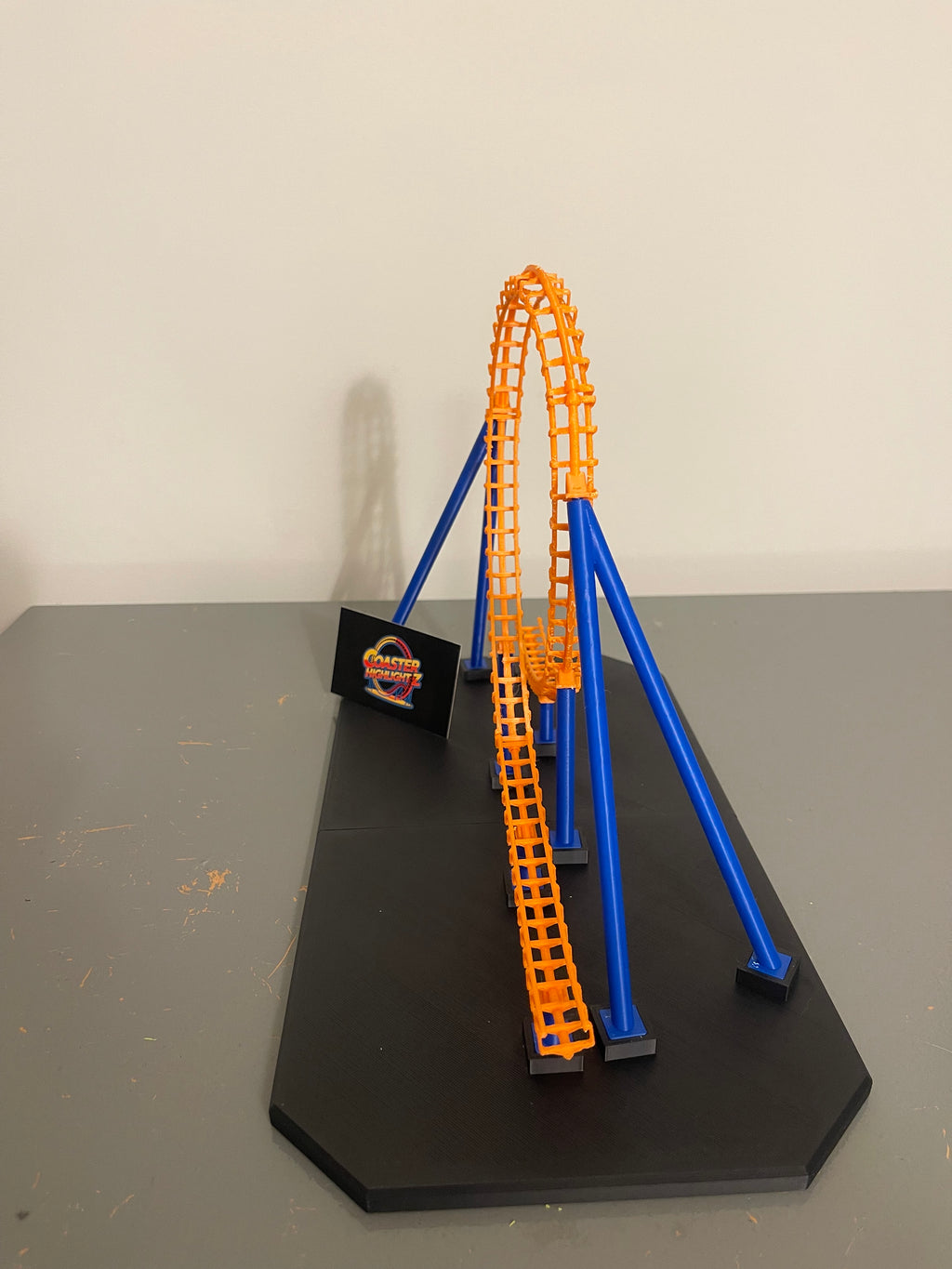 ‘The Piercing Arrow’ Vertical Loop Model Roller Coaster Kit