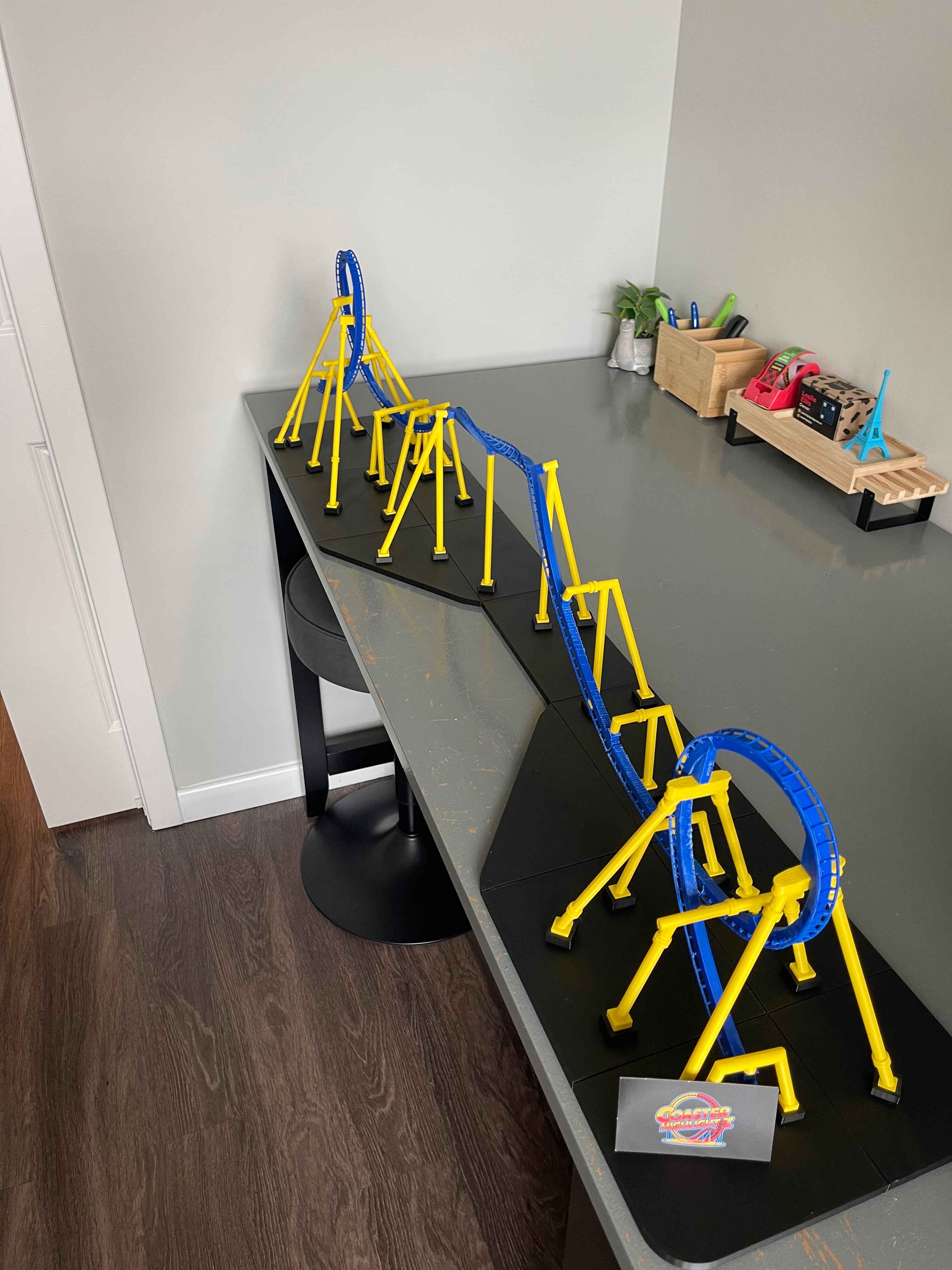 ‘The Bat Signal’ Sequence Model Roller Coaster  Kit