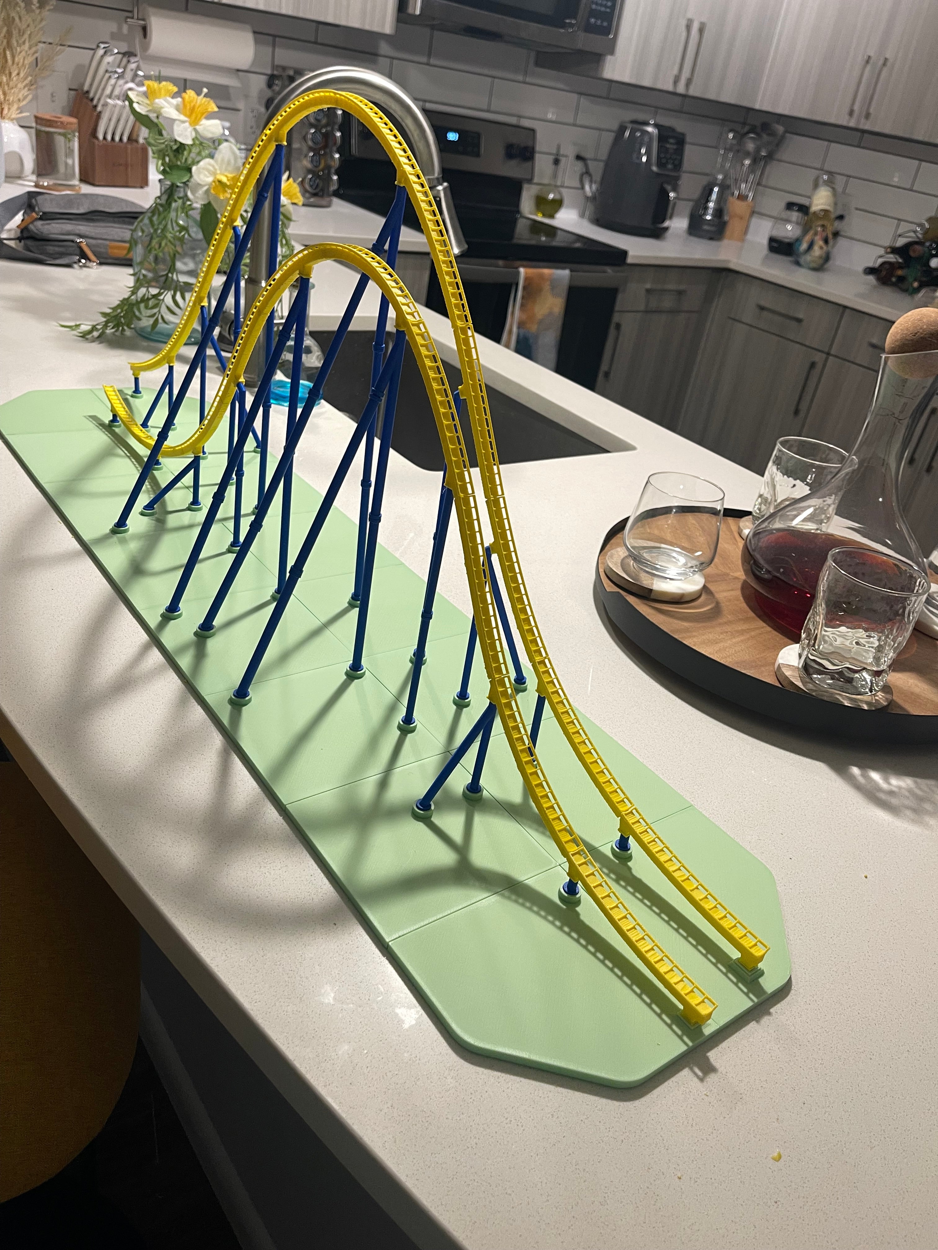 'The Humpday' Sequence Model Roller Coaster Kit