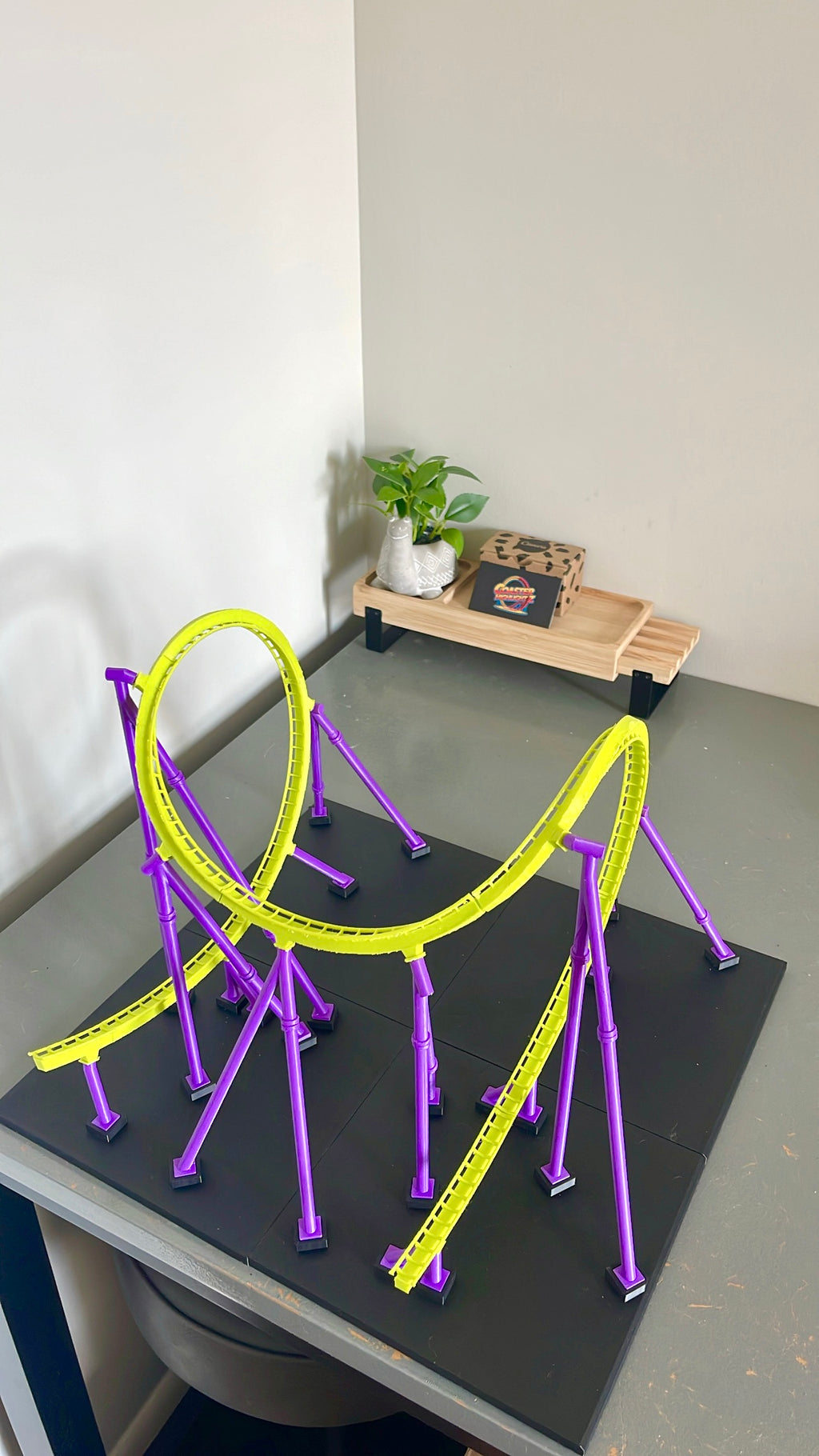 ‘The Gorgon’ Cobra Roll Model Roller Coaster Kit