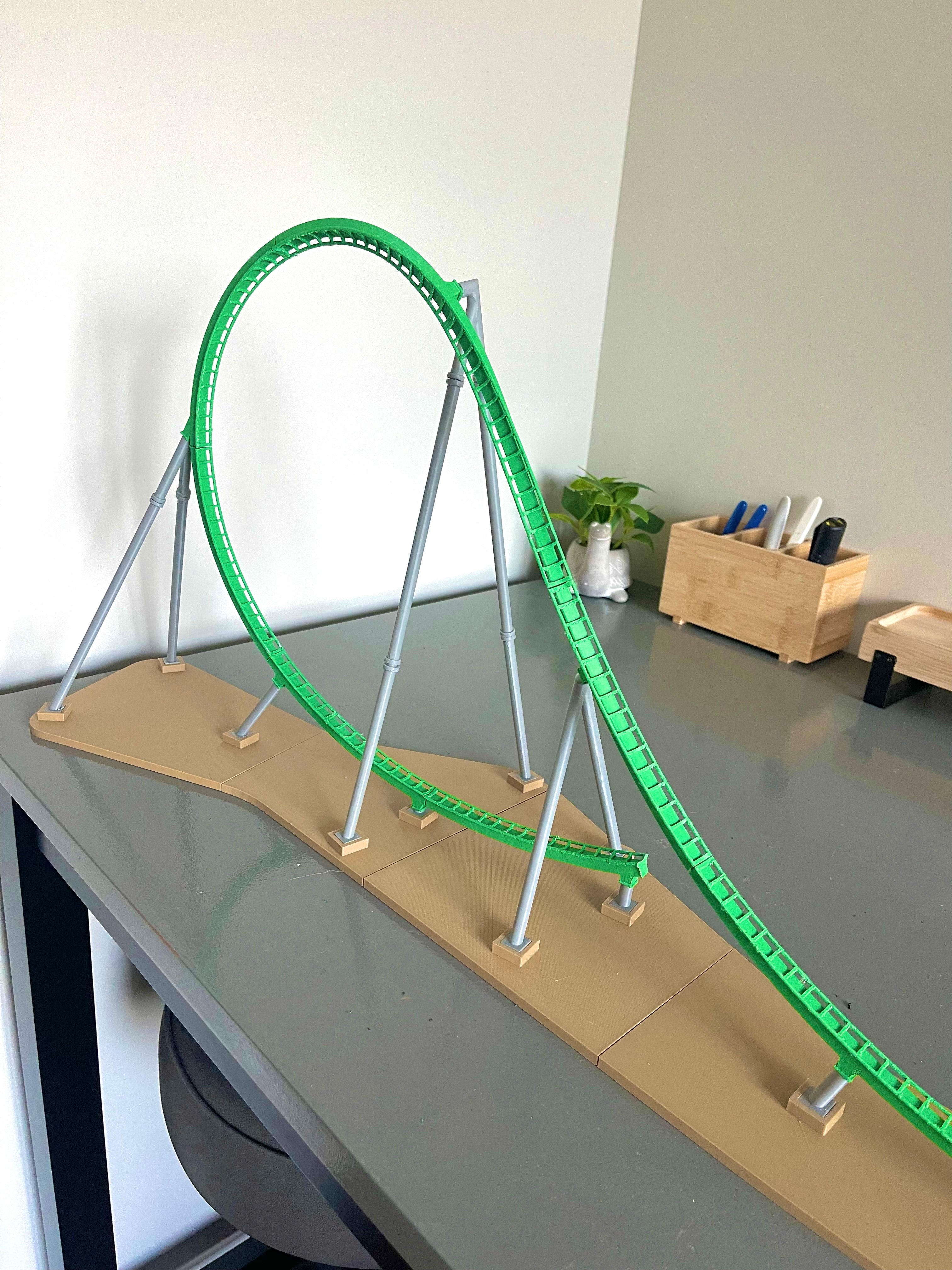 'The Rapteisha' Sequence Model Roller Coaster Kit