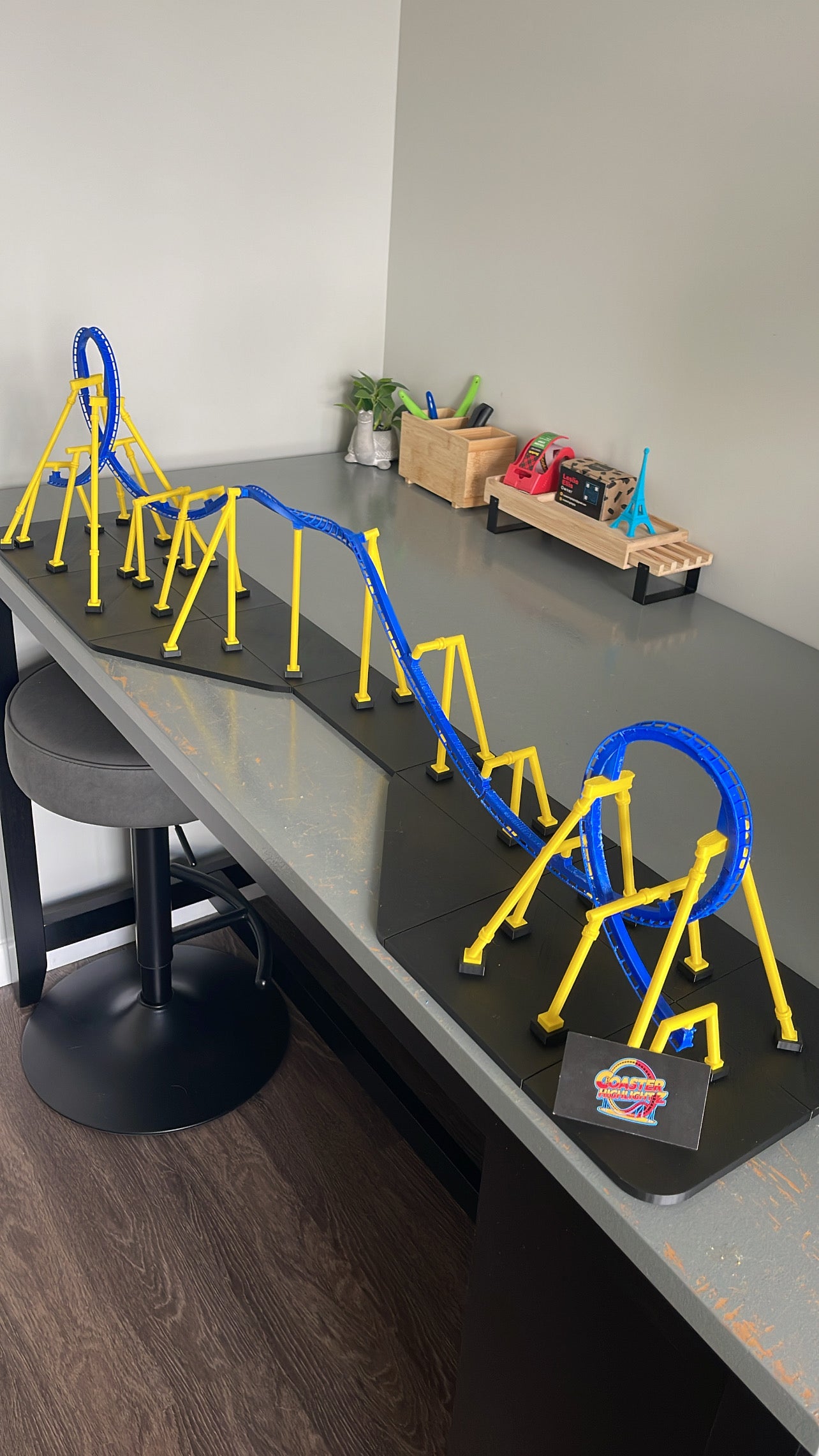 ‘The Bat Signal’ Sequence Model Roller Coaster  Kit