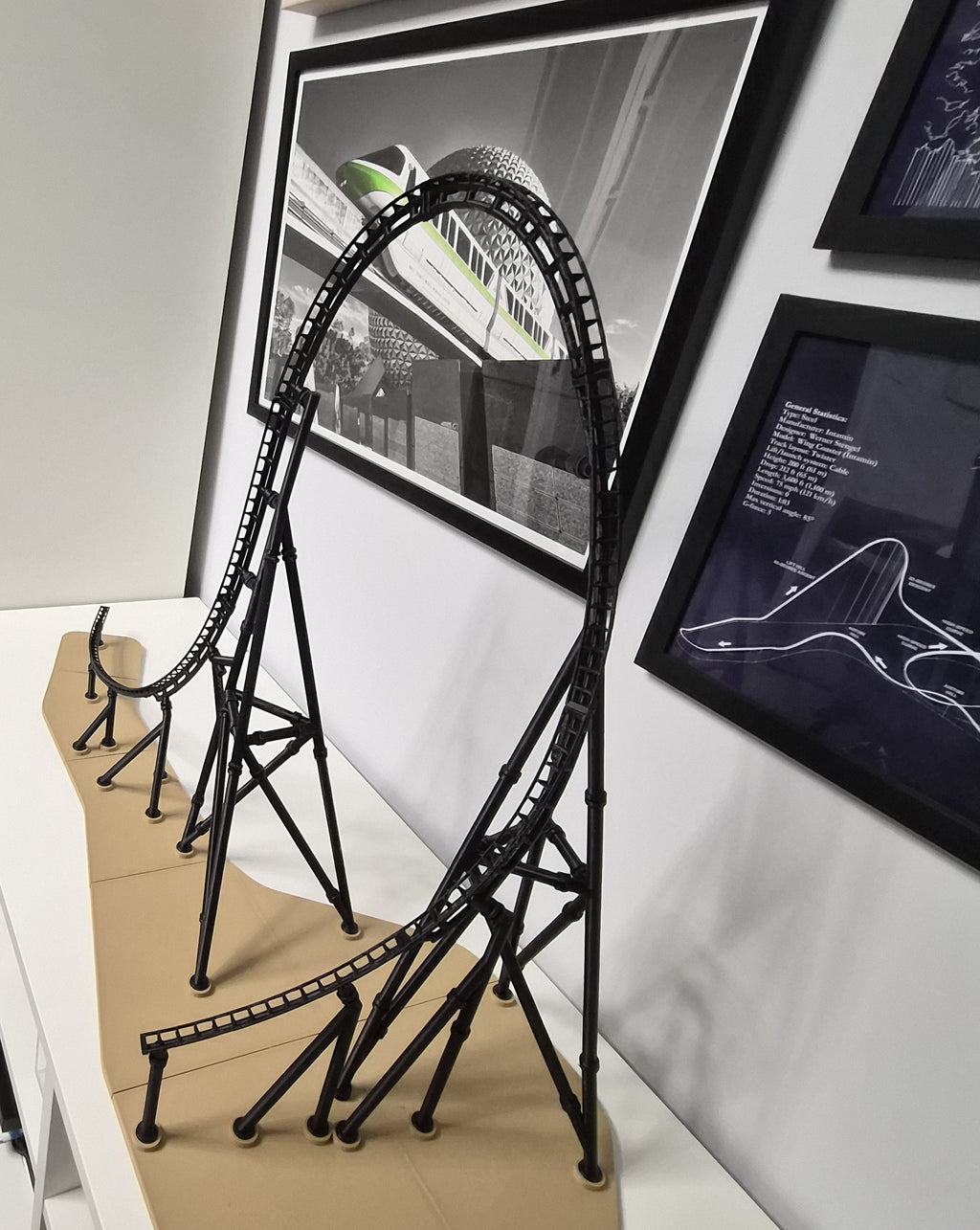 'The Raptor' Top Hat Model Roller Coaster Kit