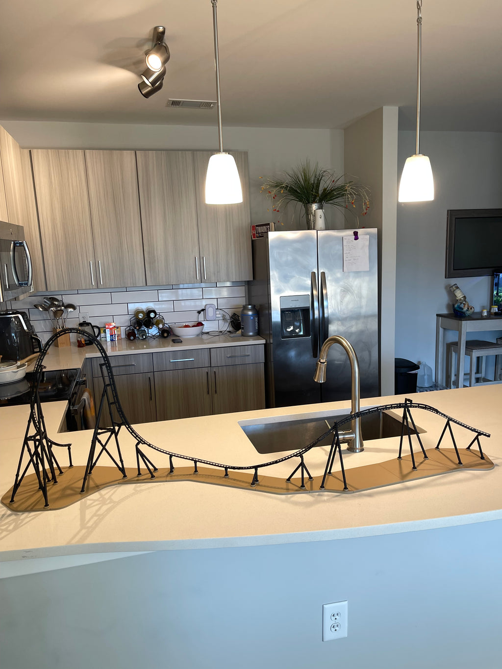 'The Raptor Pack' Sequence Model Roller Coaster Kit