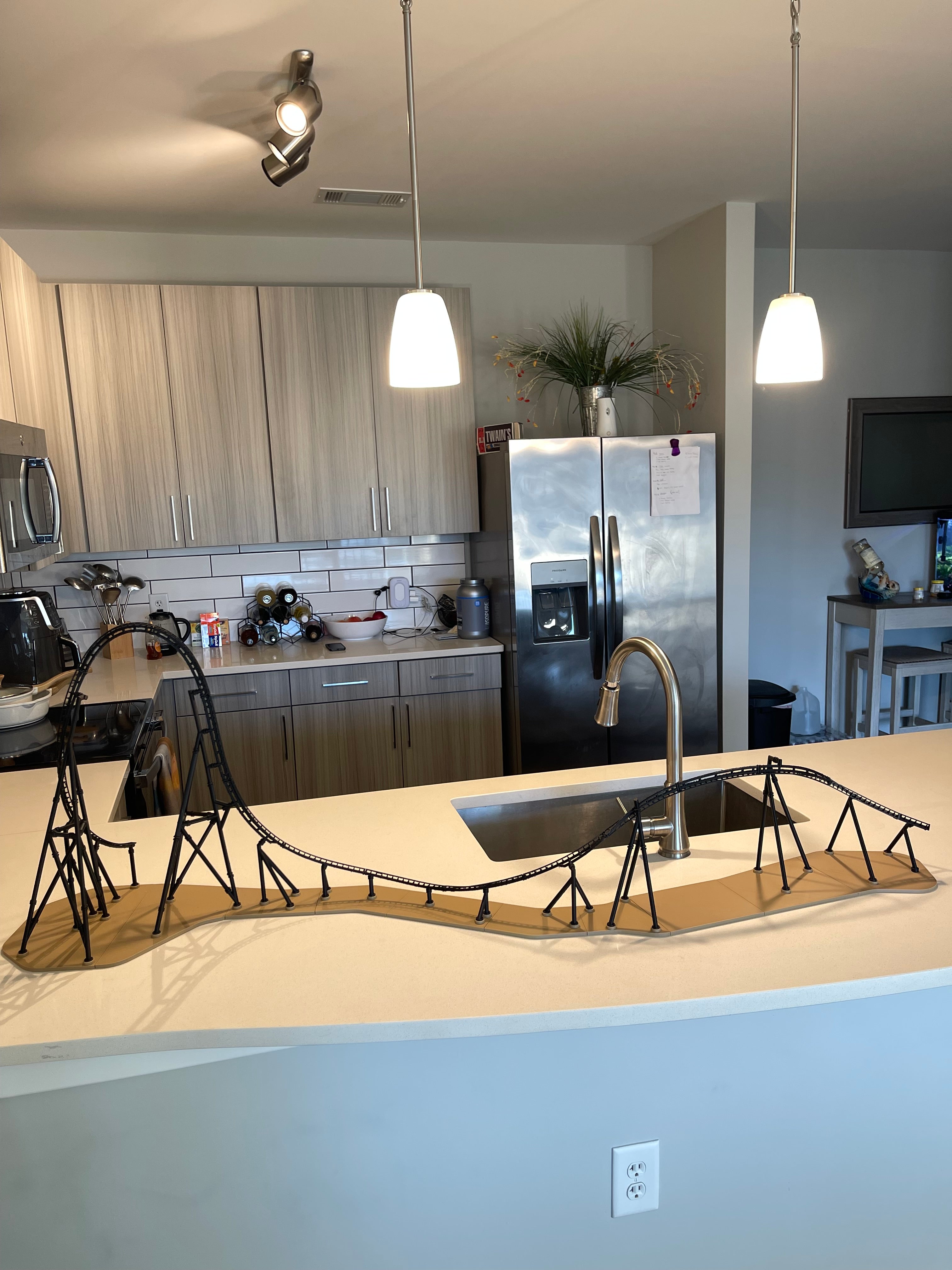 'The Raptor Pack' Sequence Model Roller Coaster Kit