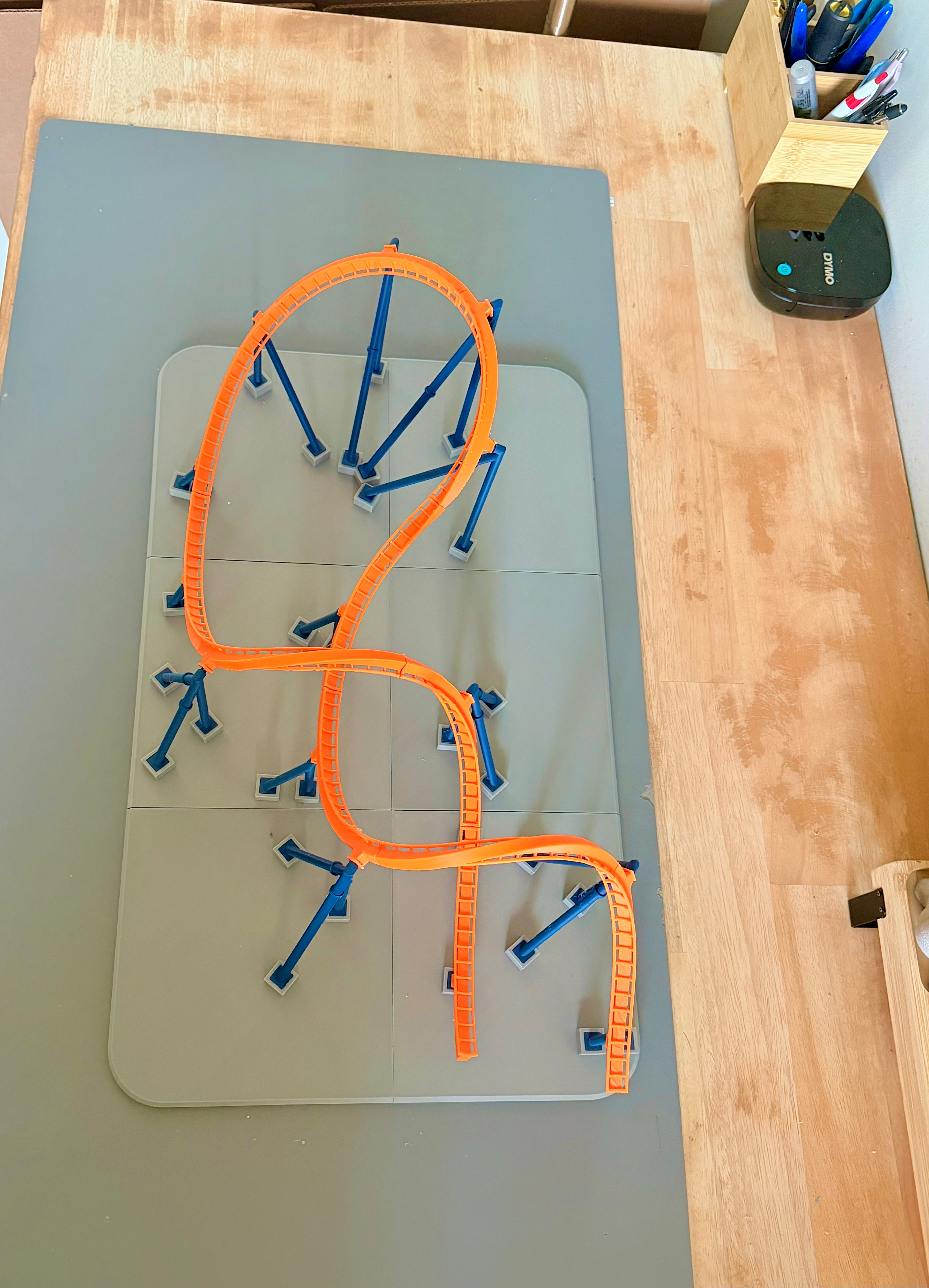 ‘The Interlock’ Model Roller Coaster Kit