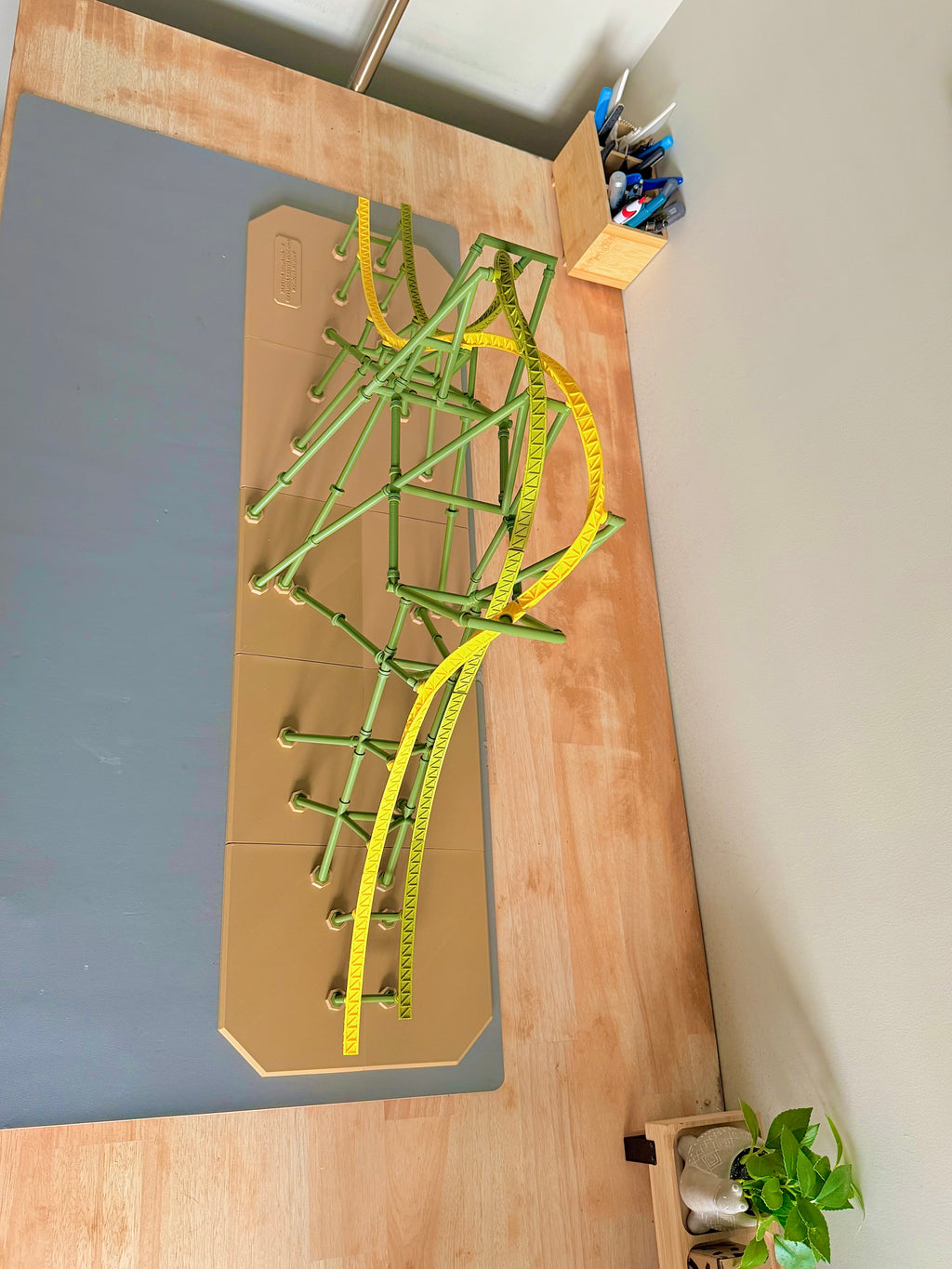 'The Celestial Spin' Model Roller Coaster Kit