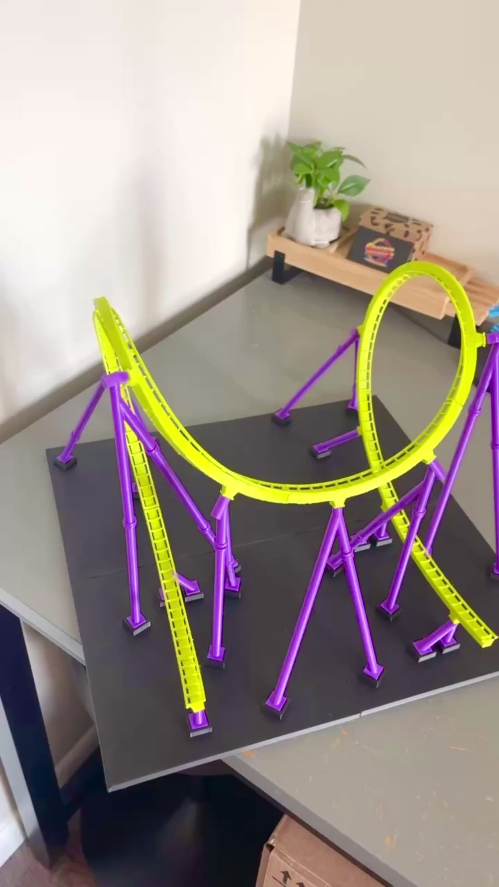 ‘The Gorgon’ Cobra Roll Model Roller Coaster Kit